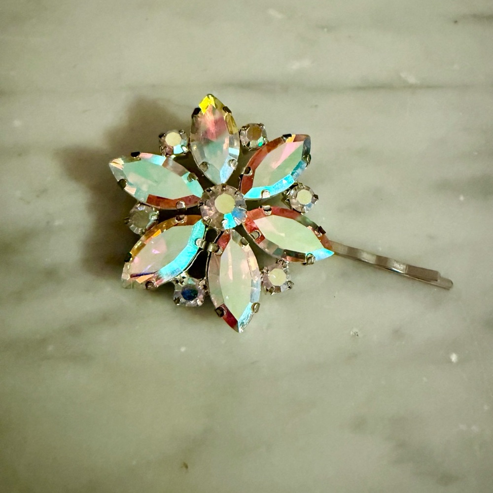 Elsa Cosplay Snowflake Hair Pins x4 - Courtney Charming